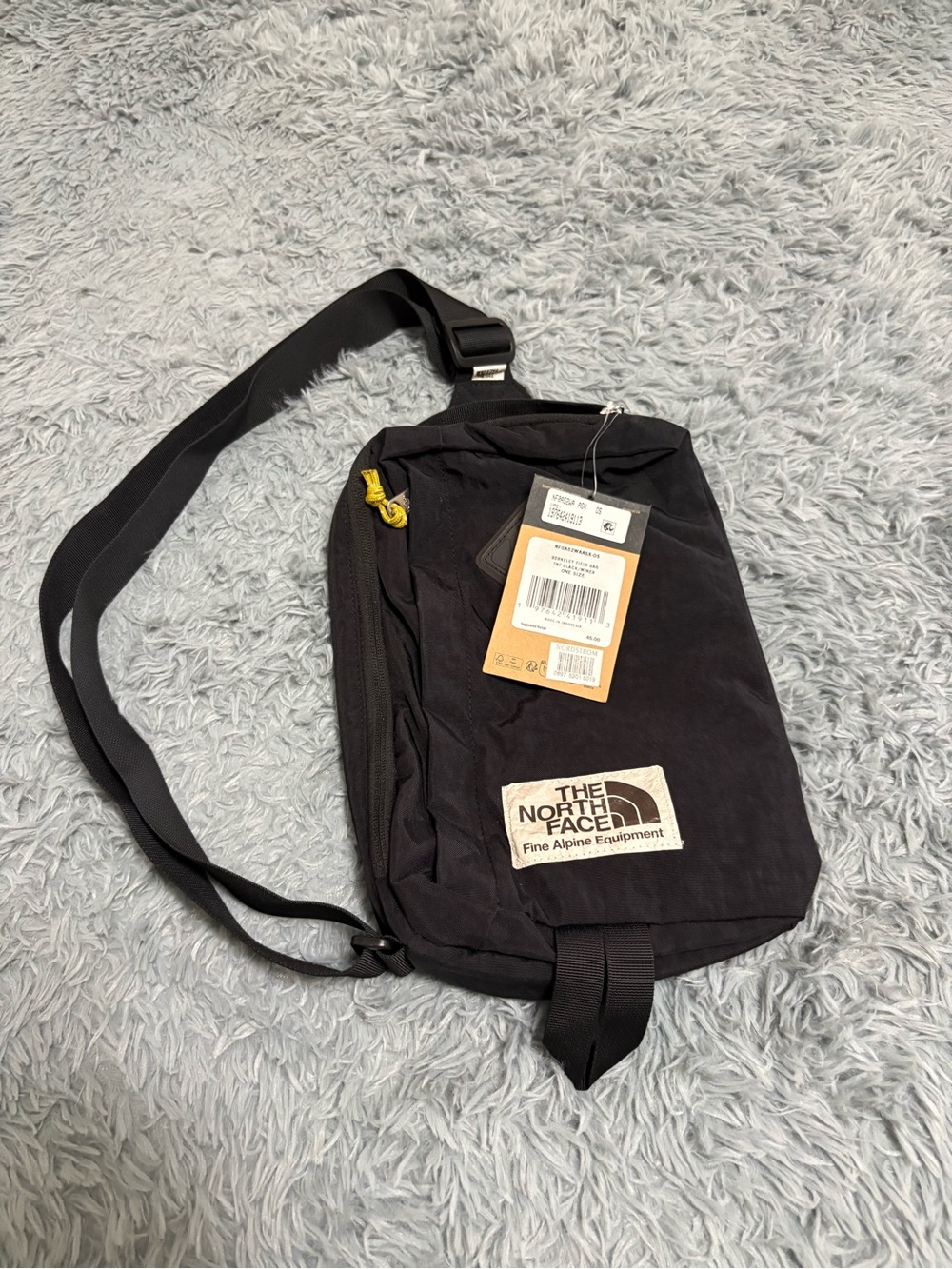 The North Face Berkley Black Crossbody Sling Bag